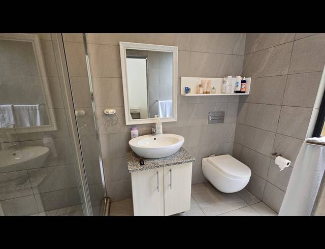 3 BEDROOM FREESTANDING TO LET IN PALM LAKES ESTATE